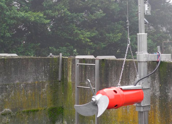 4KW SCM Stirrer in a large rectangular concrete tank